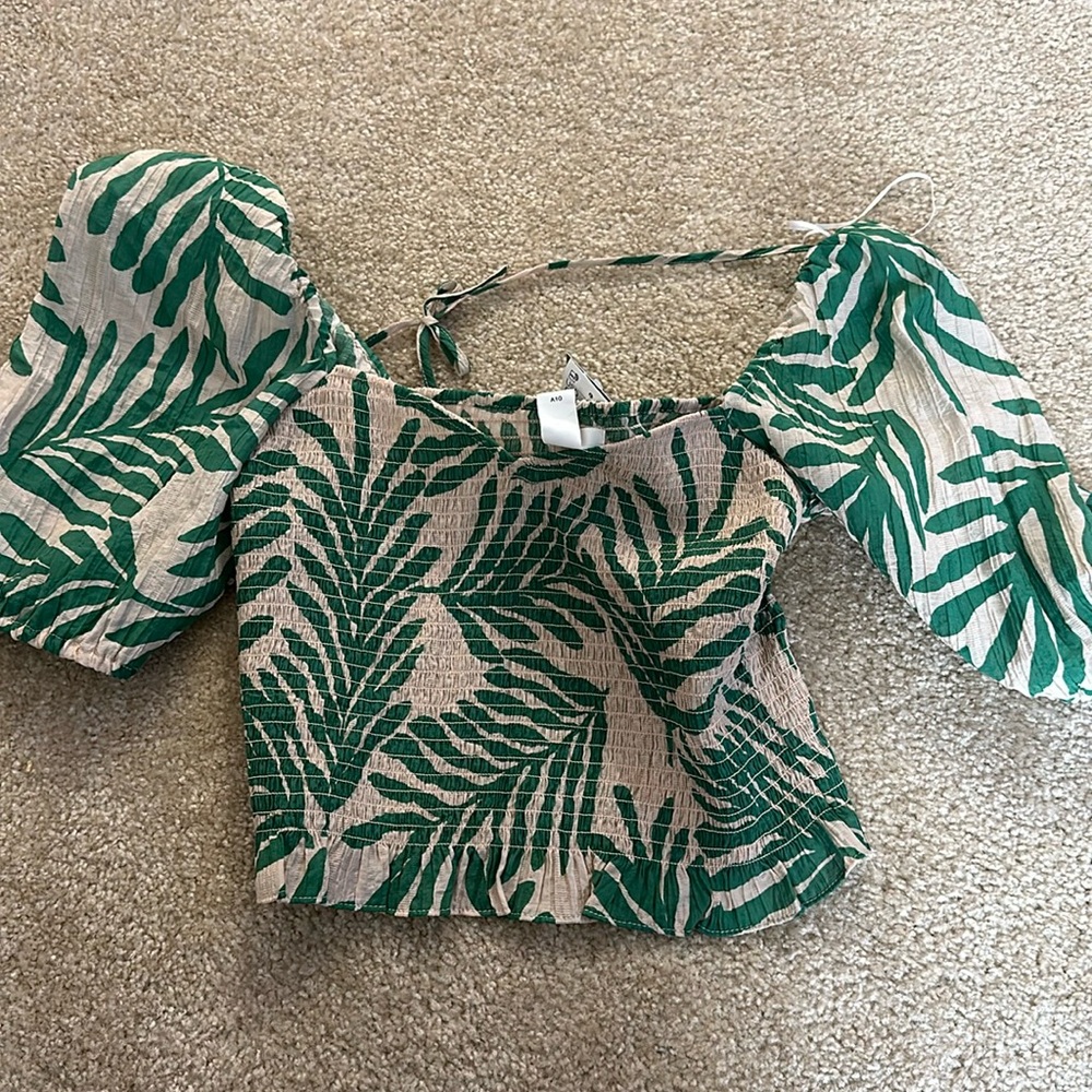 Floral top